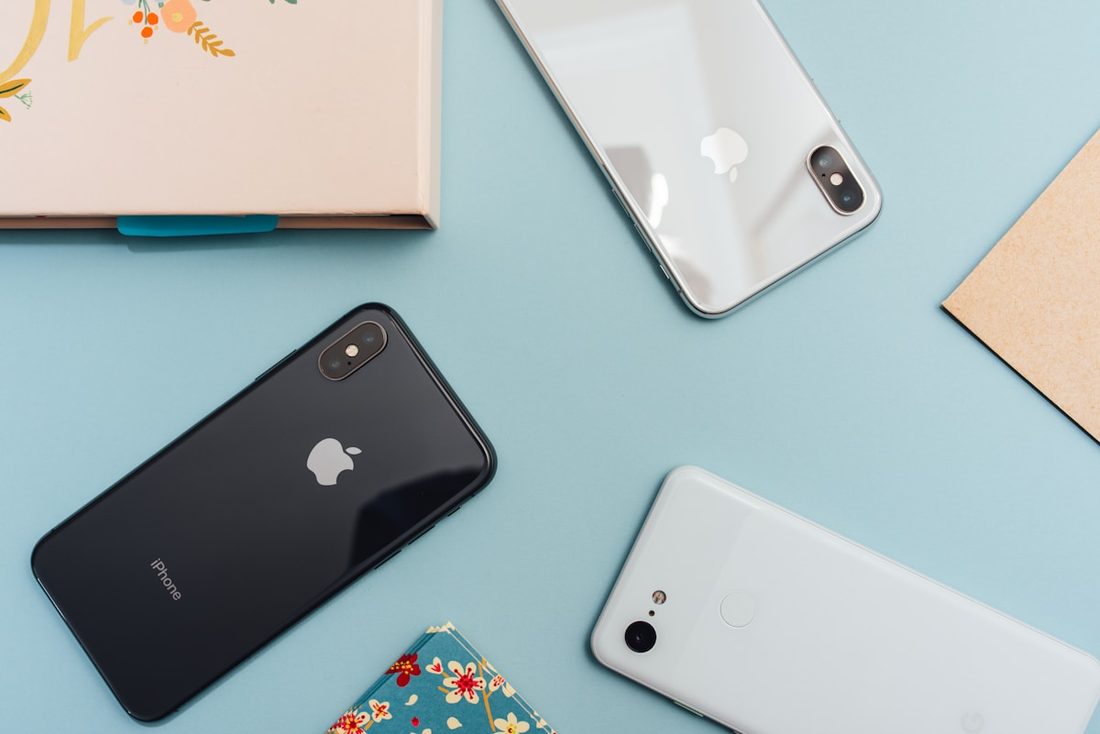 OG真人 APP 赛程与阵容界面示意